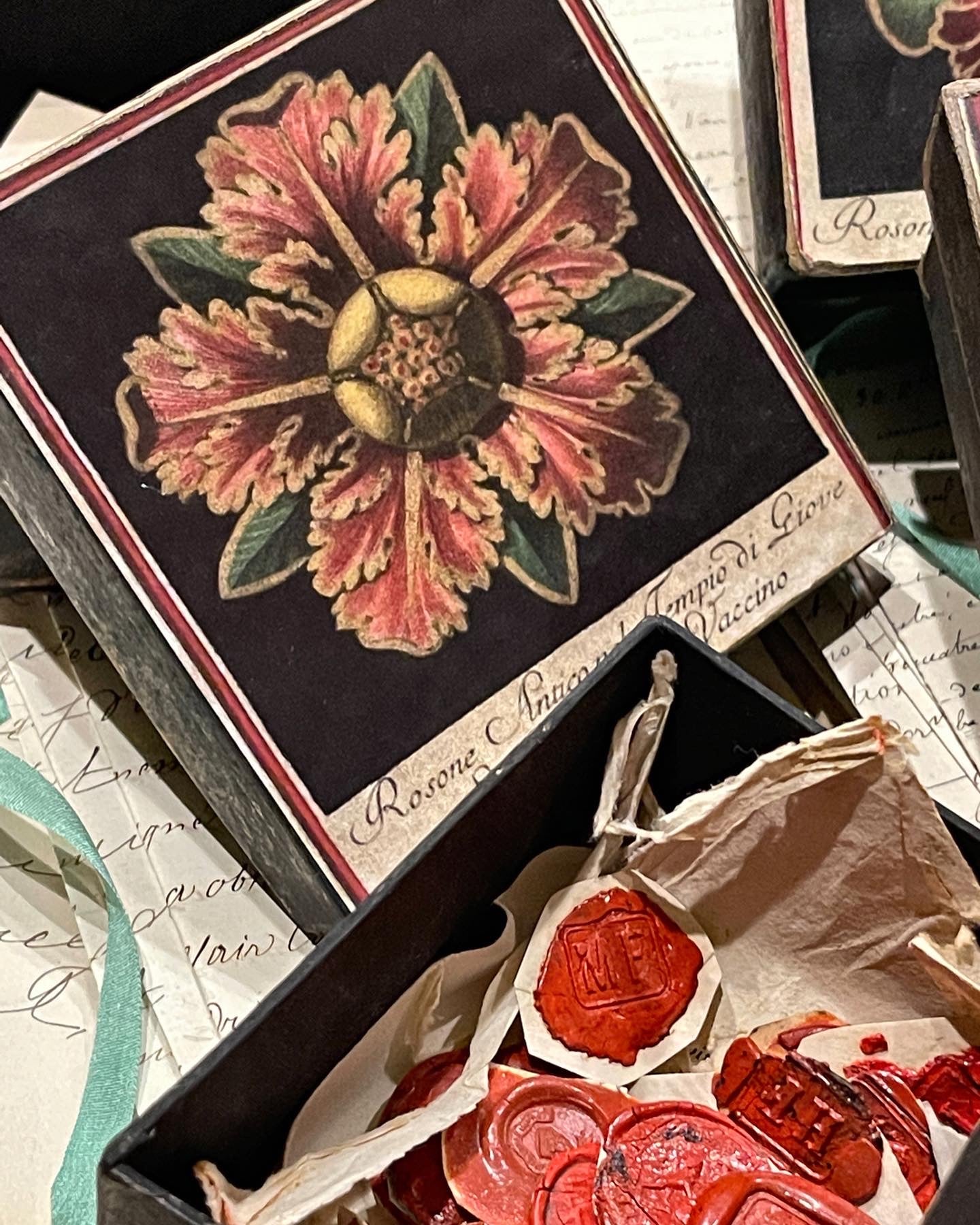 4" Square Italian Rosette Paper Mache Round Boxes