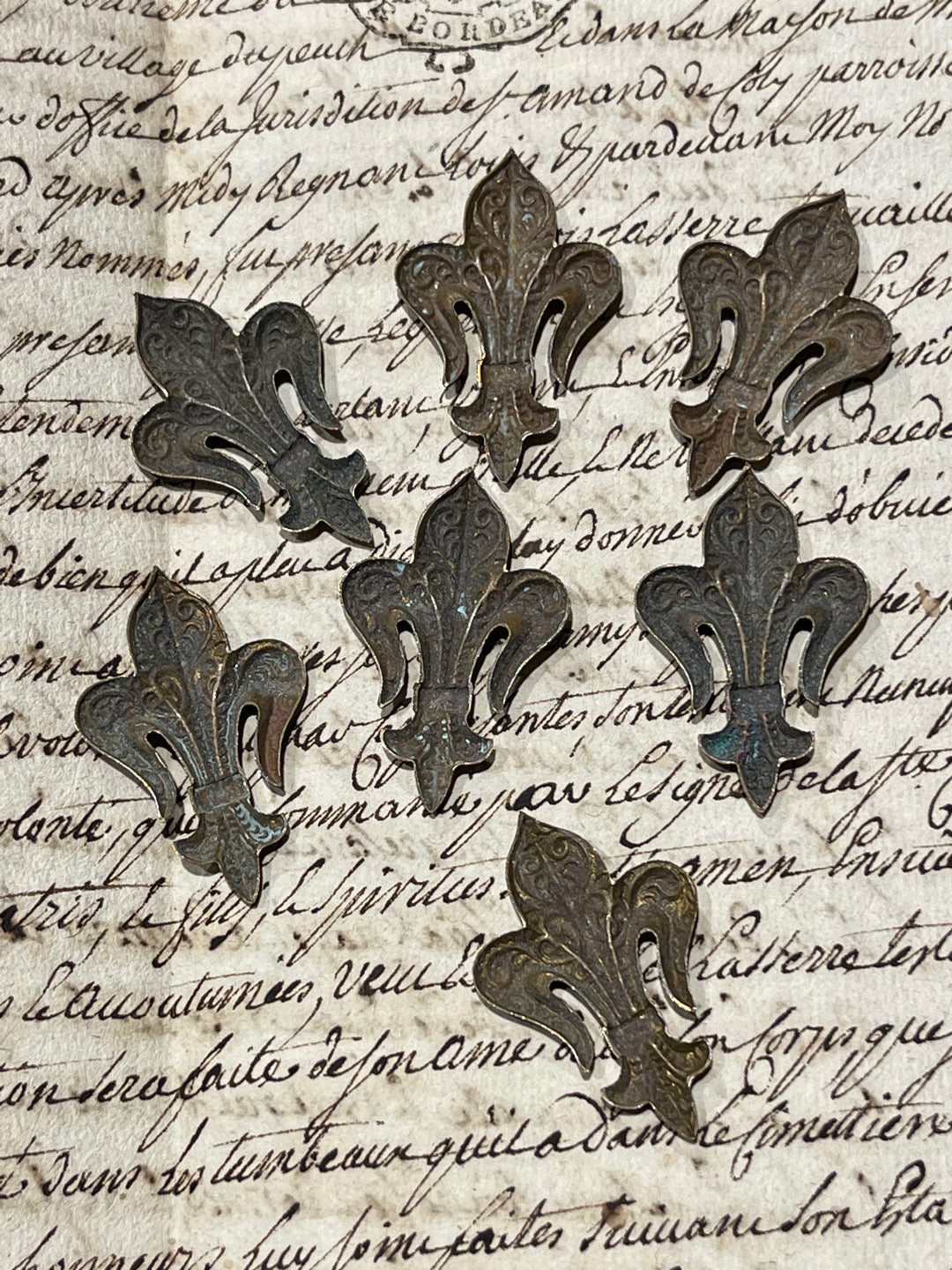 Vintage Style Fleur De Lis