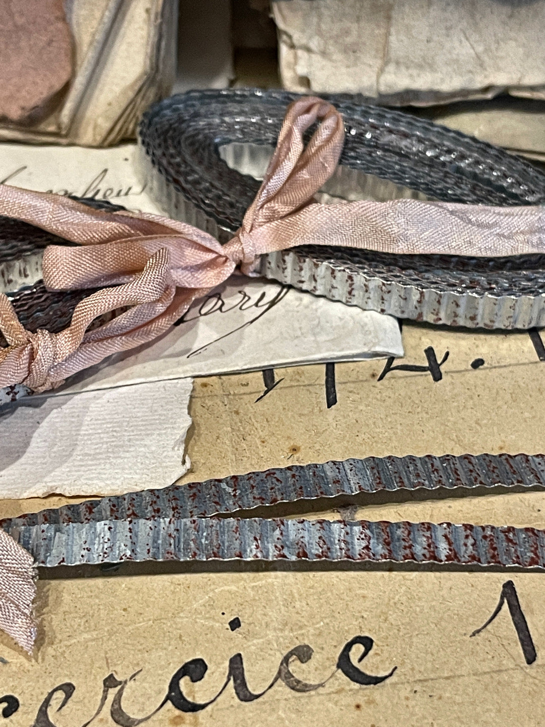 Antique Style Metal Trim Ribbon