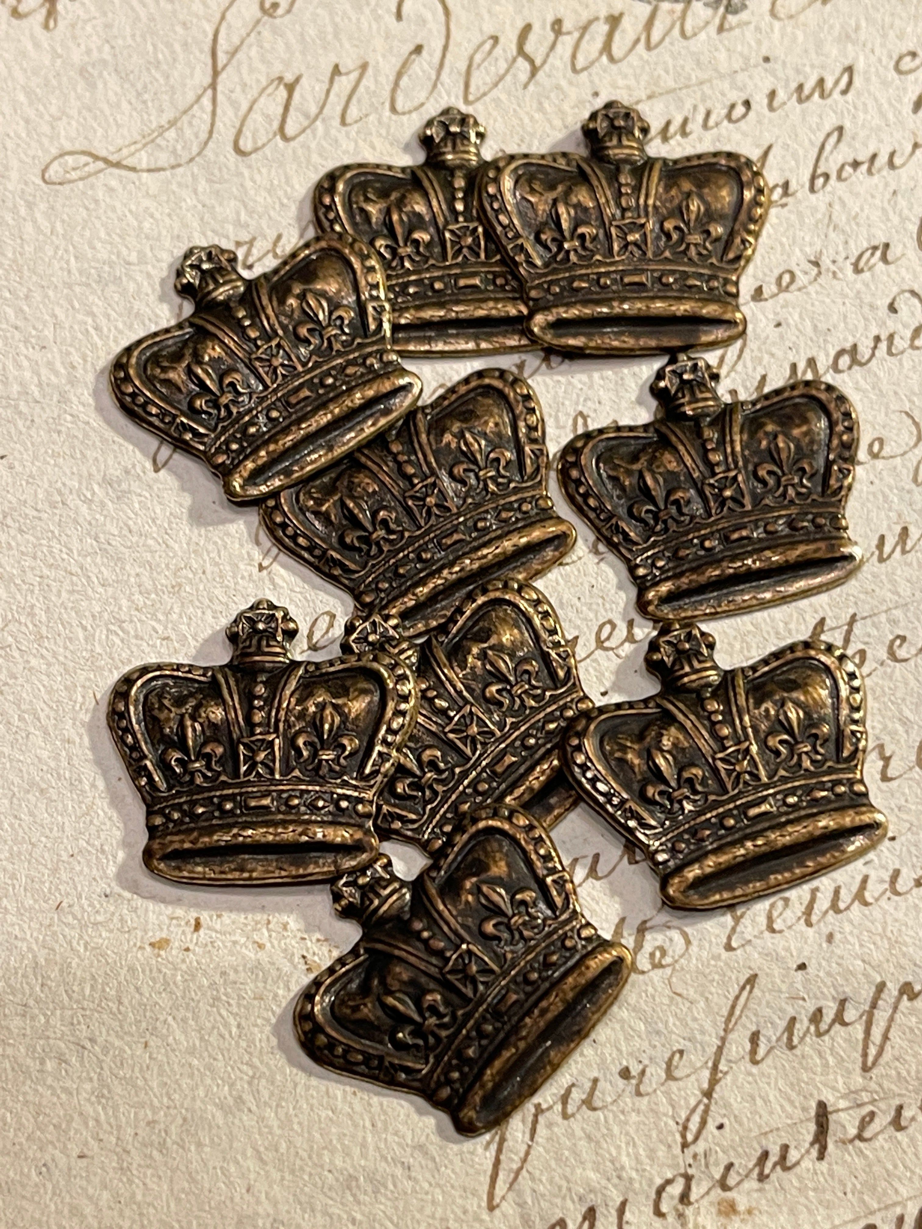 Vintage Style Flat Crowns - Small