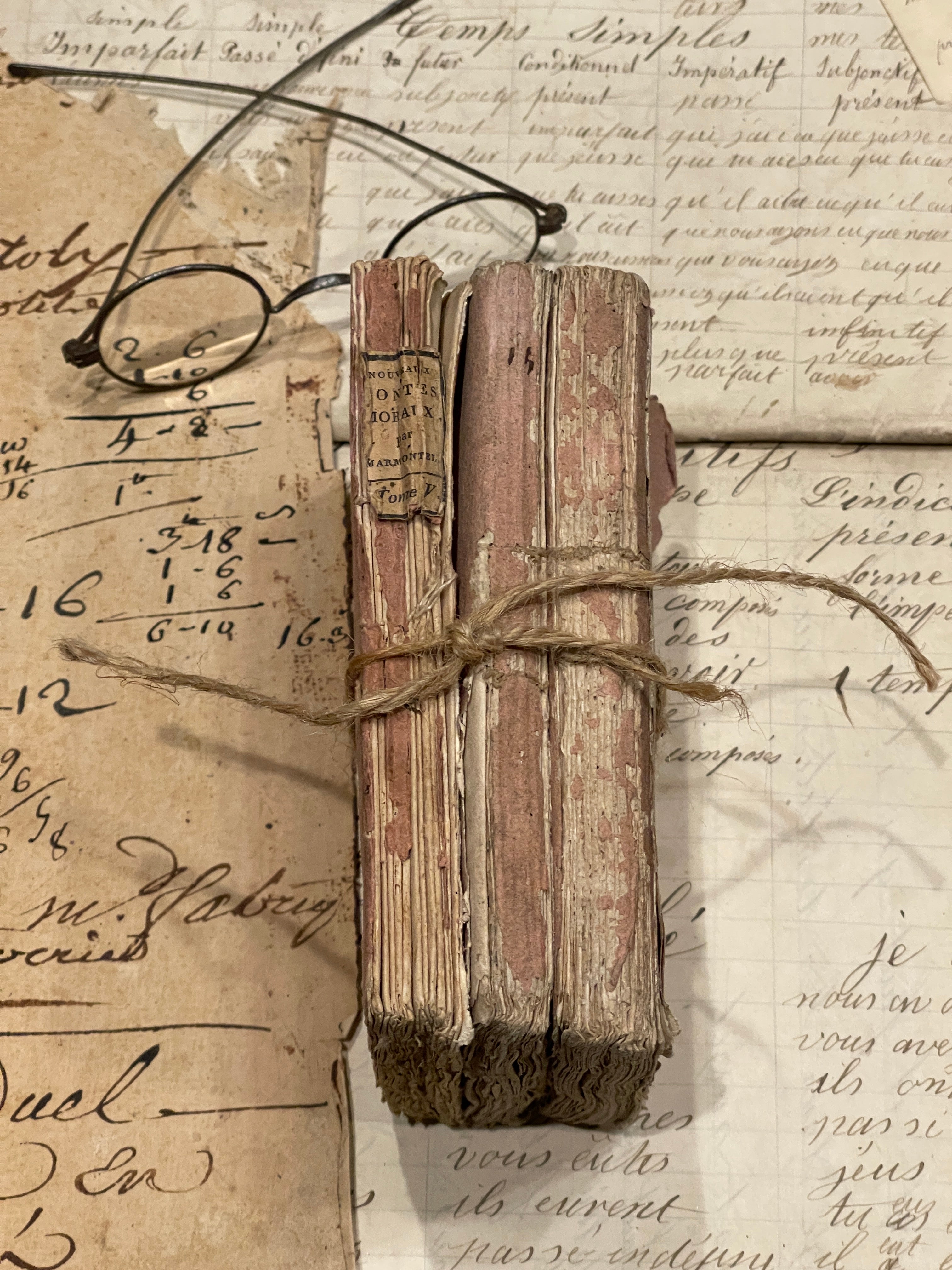 Darling Antique Pale Pink French Books