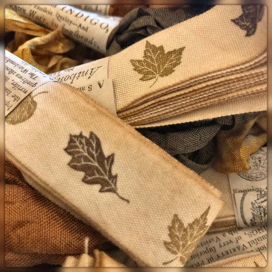 Leaves Ribbon