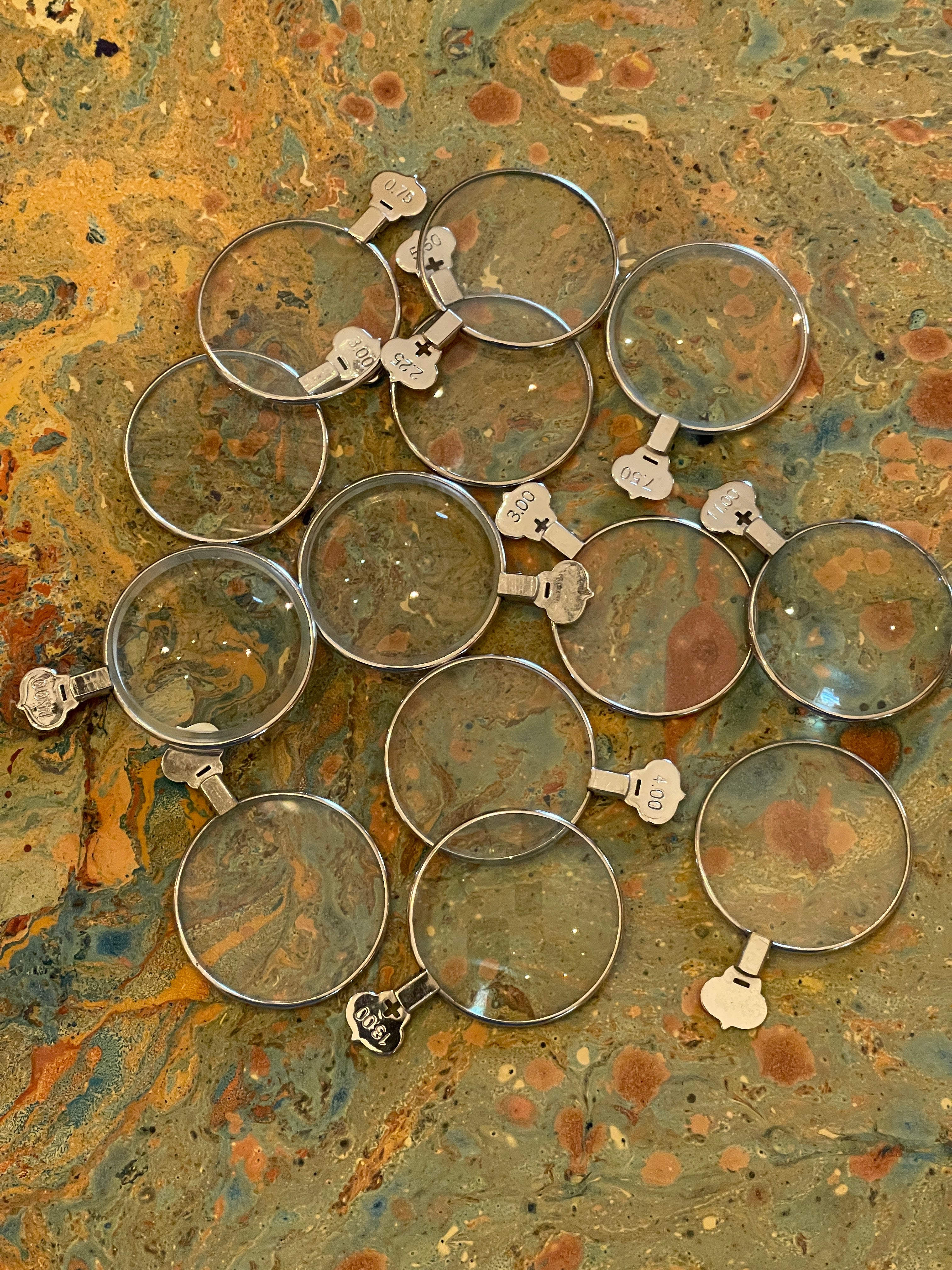 Antique Optical Lens with Silver frame and LARGE Crest top