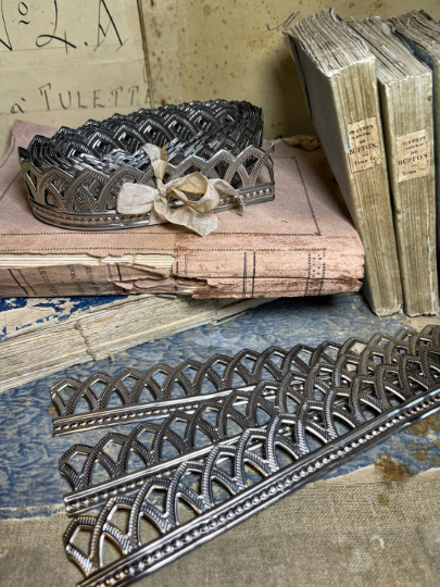 15 ft long Silver Metal Trim Ribbon